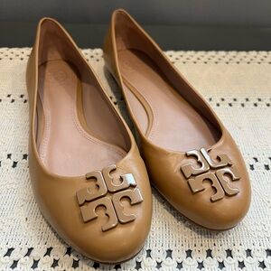 Tory Burch Camel Leather Flats with Logo